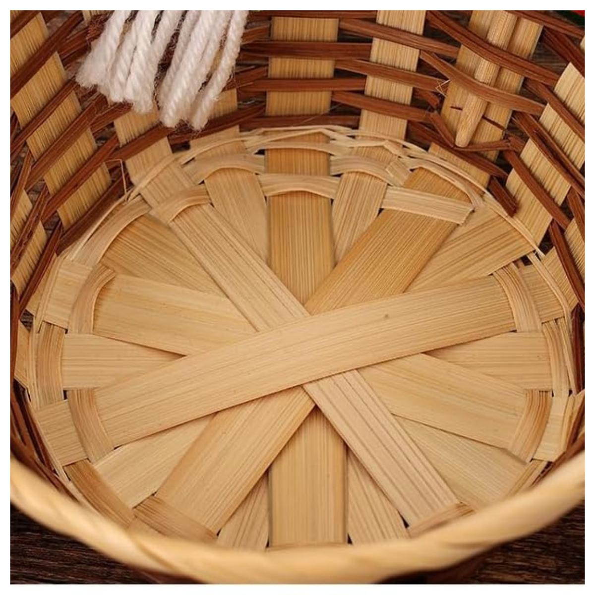 Cesta Navideña de Bambú Ecológica - Regalo Elegante y Sostenible | Multiuso